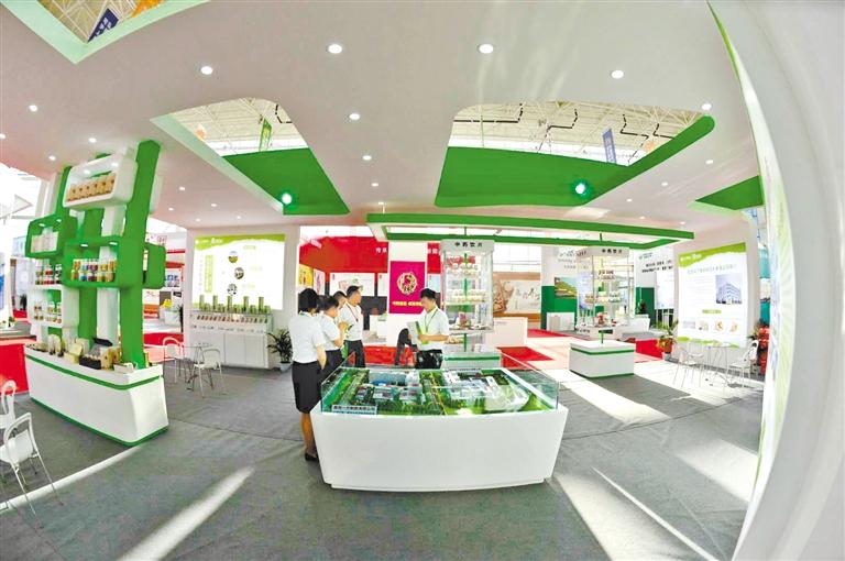 云展示、云推介、云洽談、云簽約 打造永不落幕的網(wǎng)上藥博會