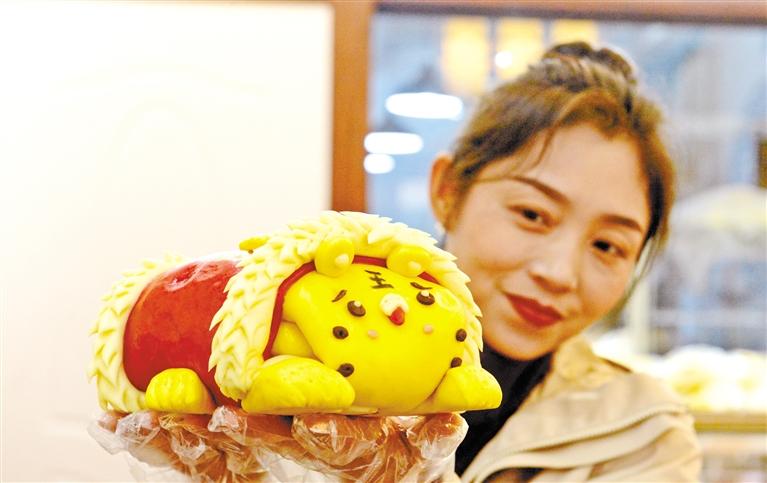 小老虎花餑餑，你舍得吃嗎？